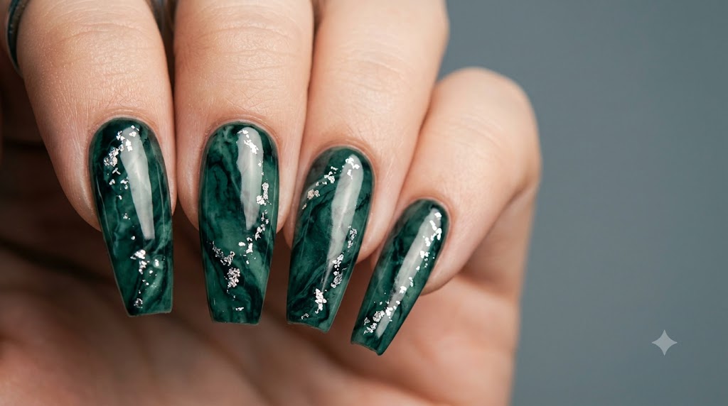 15 Jade Marble Nail Designs You'll Want to Copy